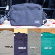 画像をギャラリービューアに読み込む, 【父の日スペシャル】　FATHER'S DAY SPECIAL MAIN LOGO SHOULDER BAG ＆ SIMPLE LOGO S/S T-SHIRT SET
