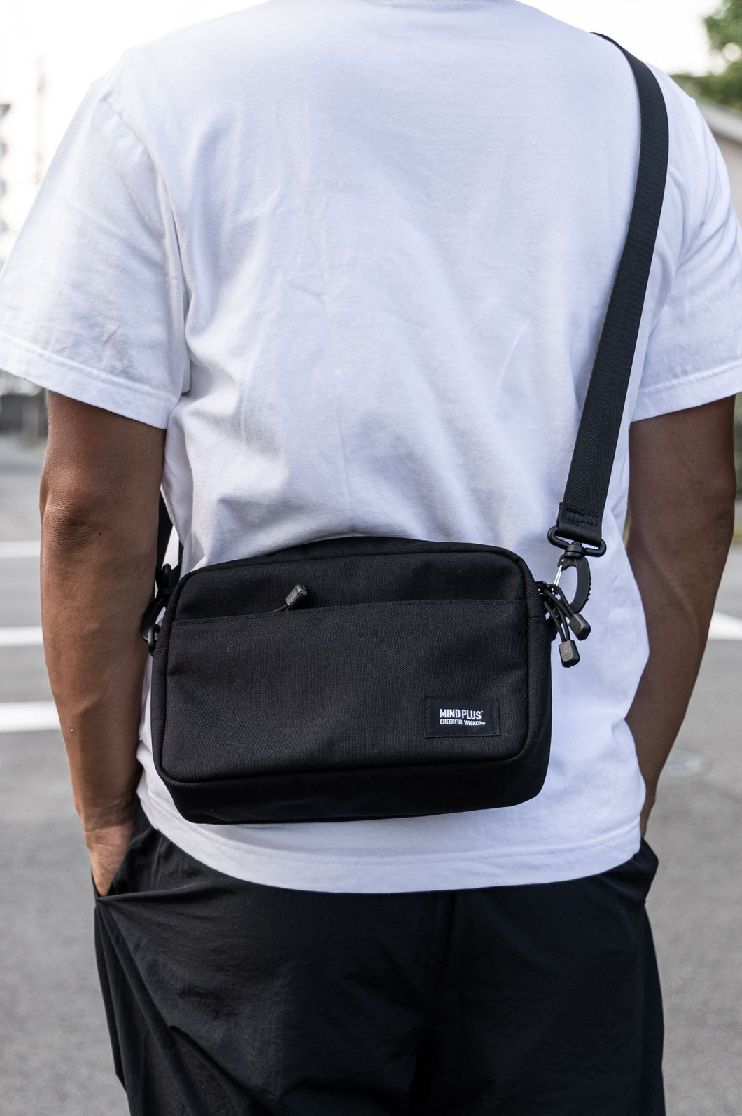 MAIN LOGO SPECIAL SHOULDER BAG